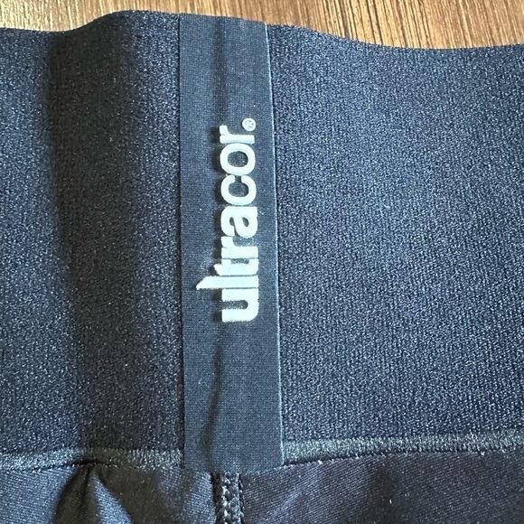 Womens ultracor camo and red collegiate stripe leggings size small - Picture 3 of 11